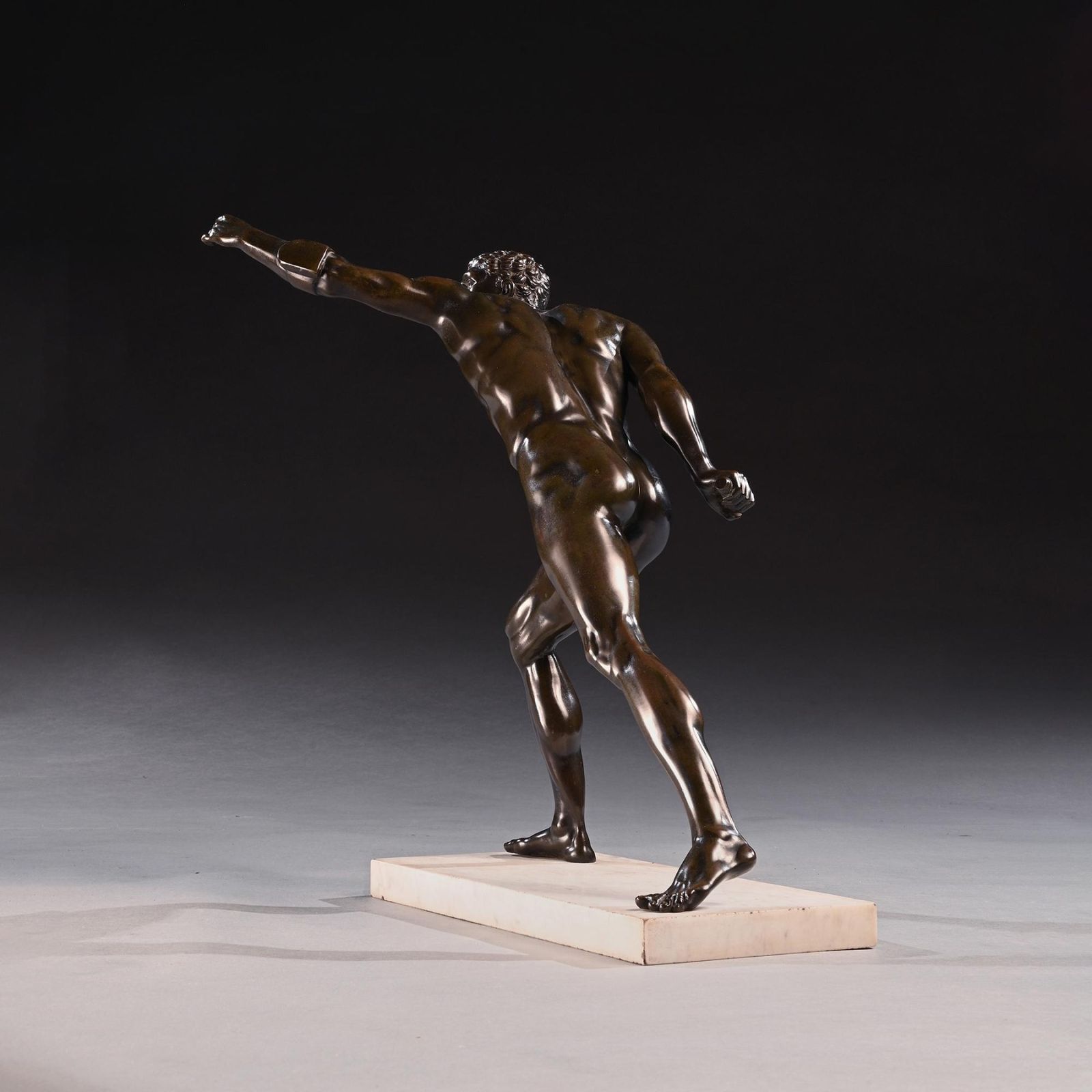 19th Century French Borghese Gladiator Bronze Of Large Scale photo vinterior