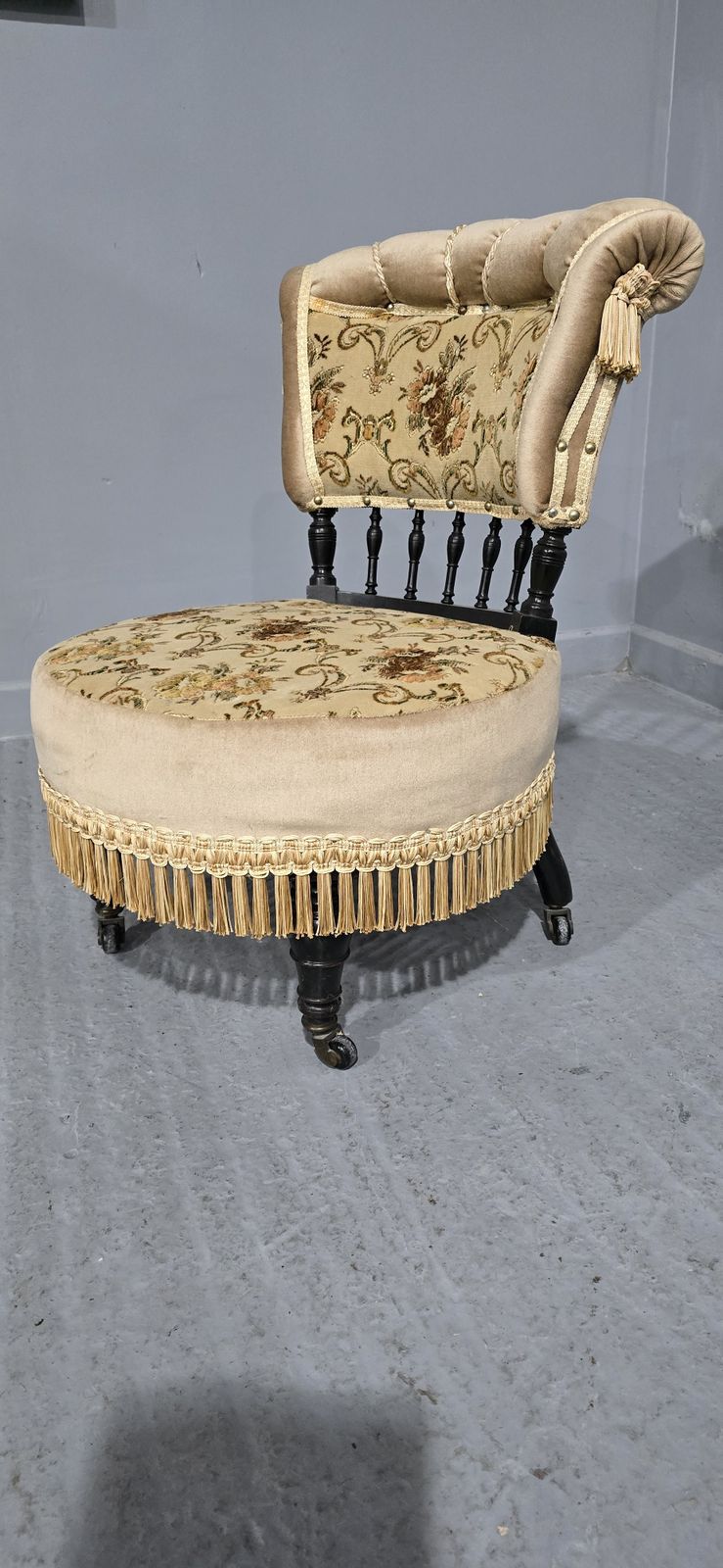 Pretty Edwardian Boudoir Chair photo furniture