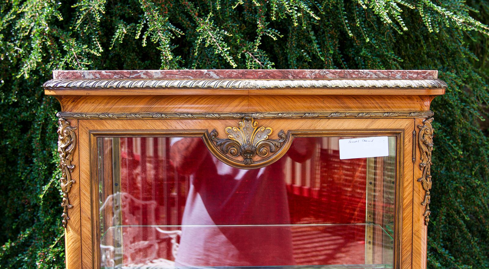 A Kingwood Cabinet, 1800s, Antique photo Furniture