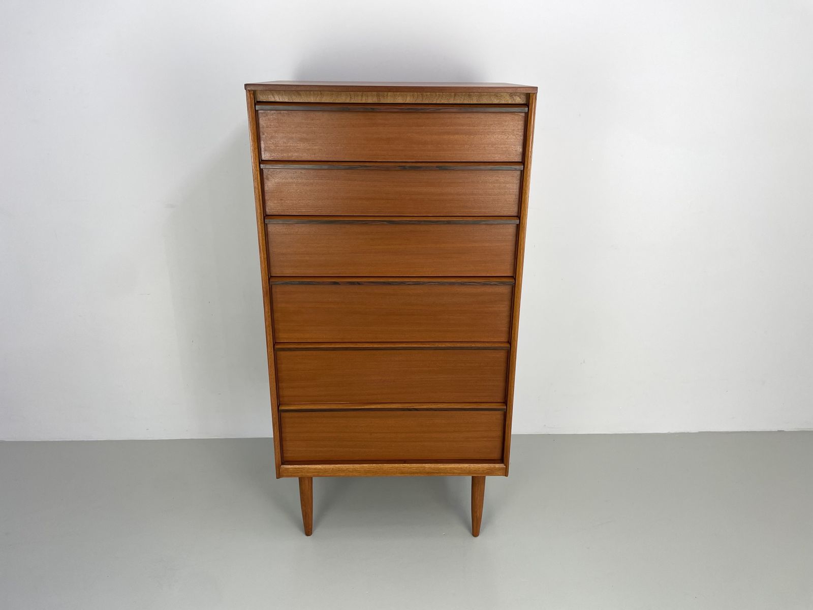 photo furniture Vintage White & Newton Chest Of Drawers.