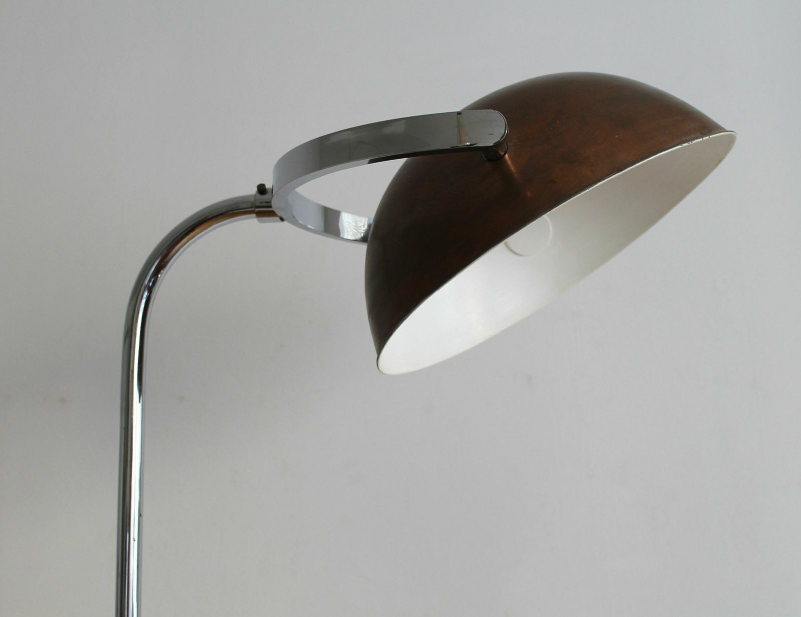 photo vinterior 1930's Modernist Floor Lamp, 1930s