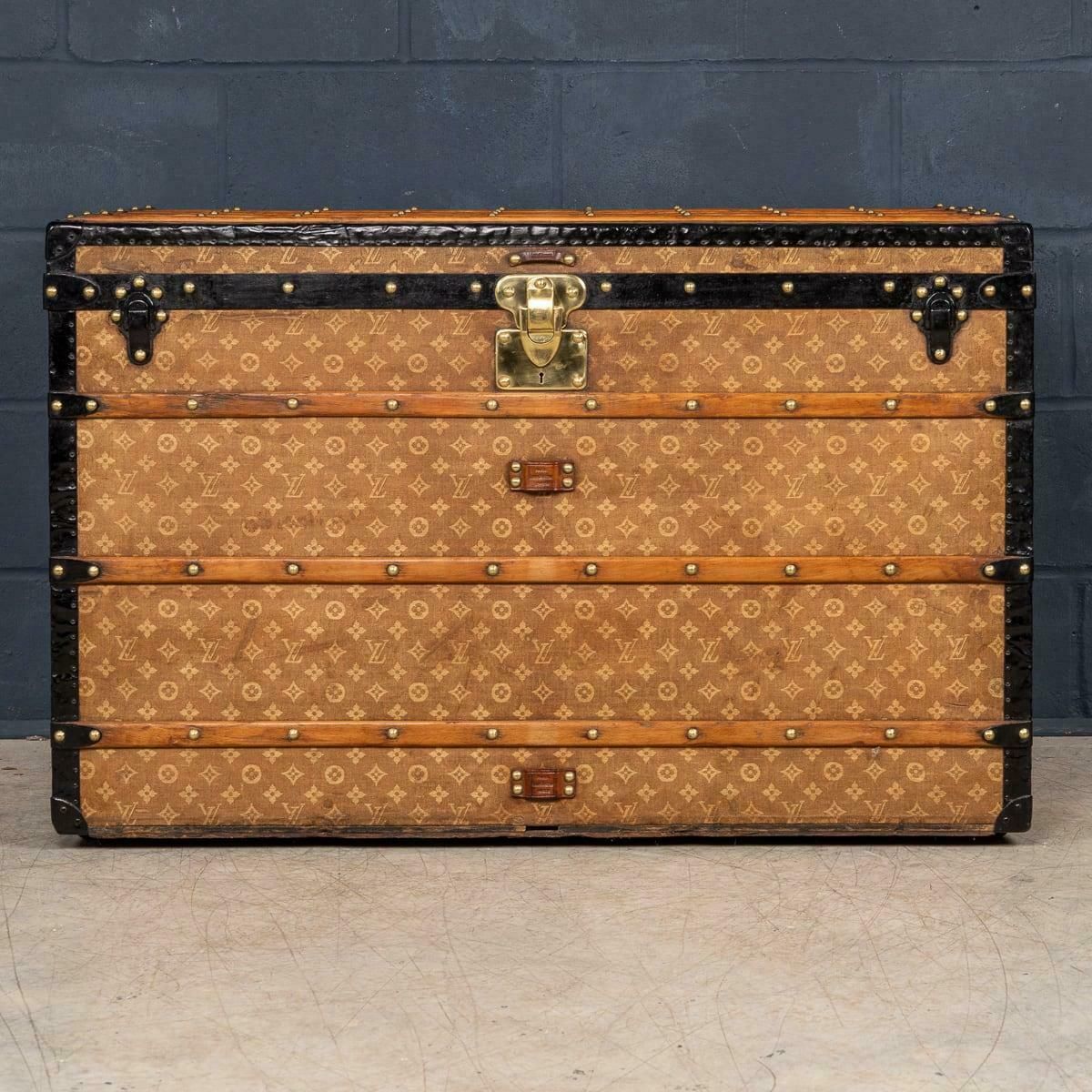 Antique 20thc Louis Vuitton "Malle Haute" Trunk In Woven Canvas, France C.1900 photo for sale