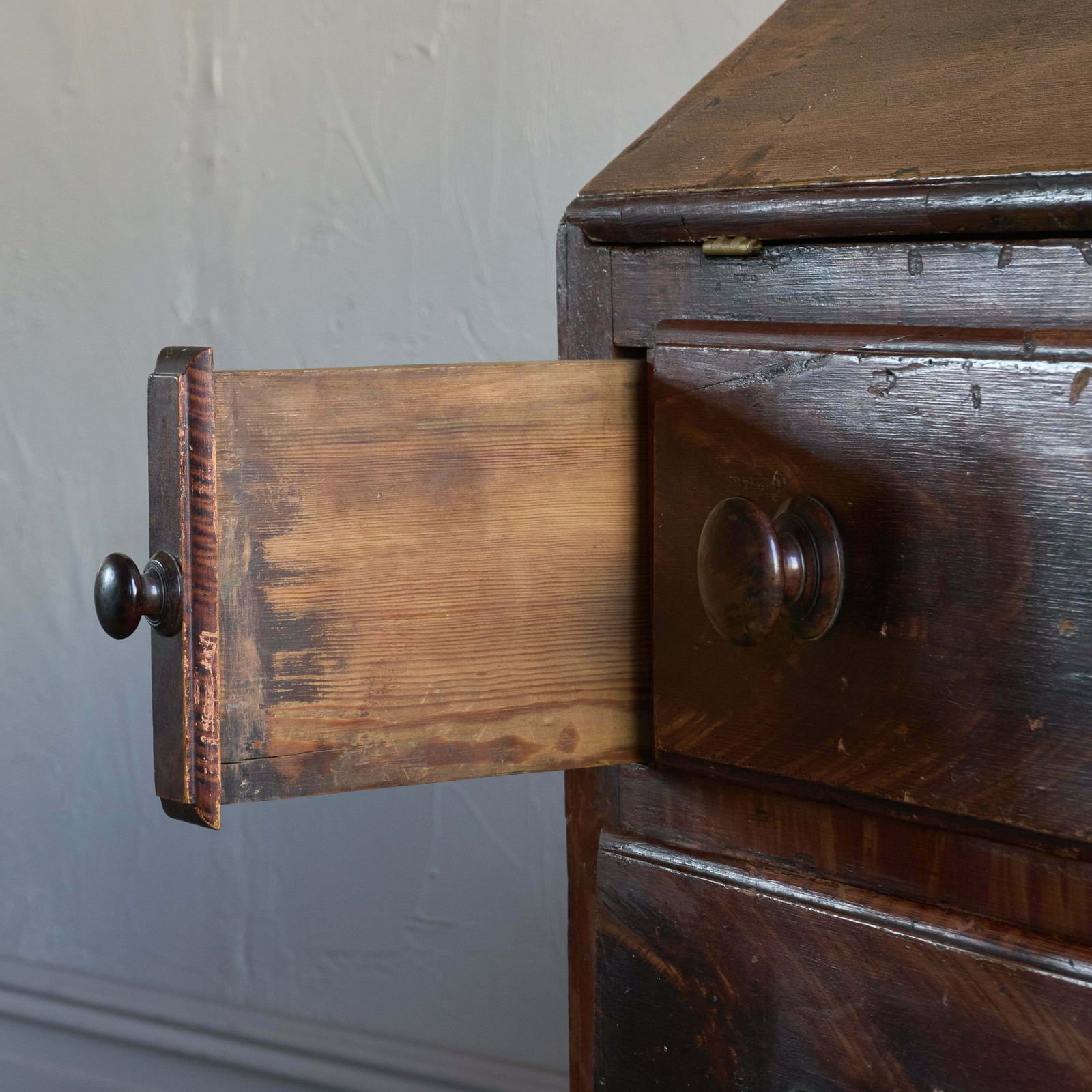 photo vinterior Faux Mahogany Bureau, 1800s, Antique