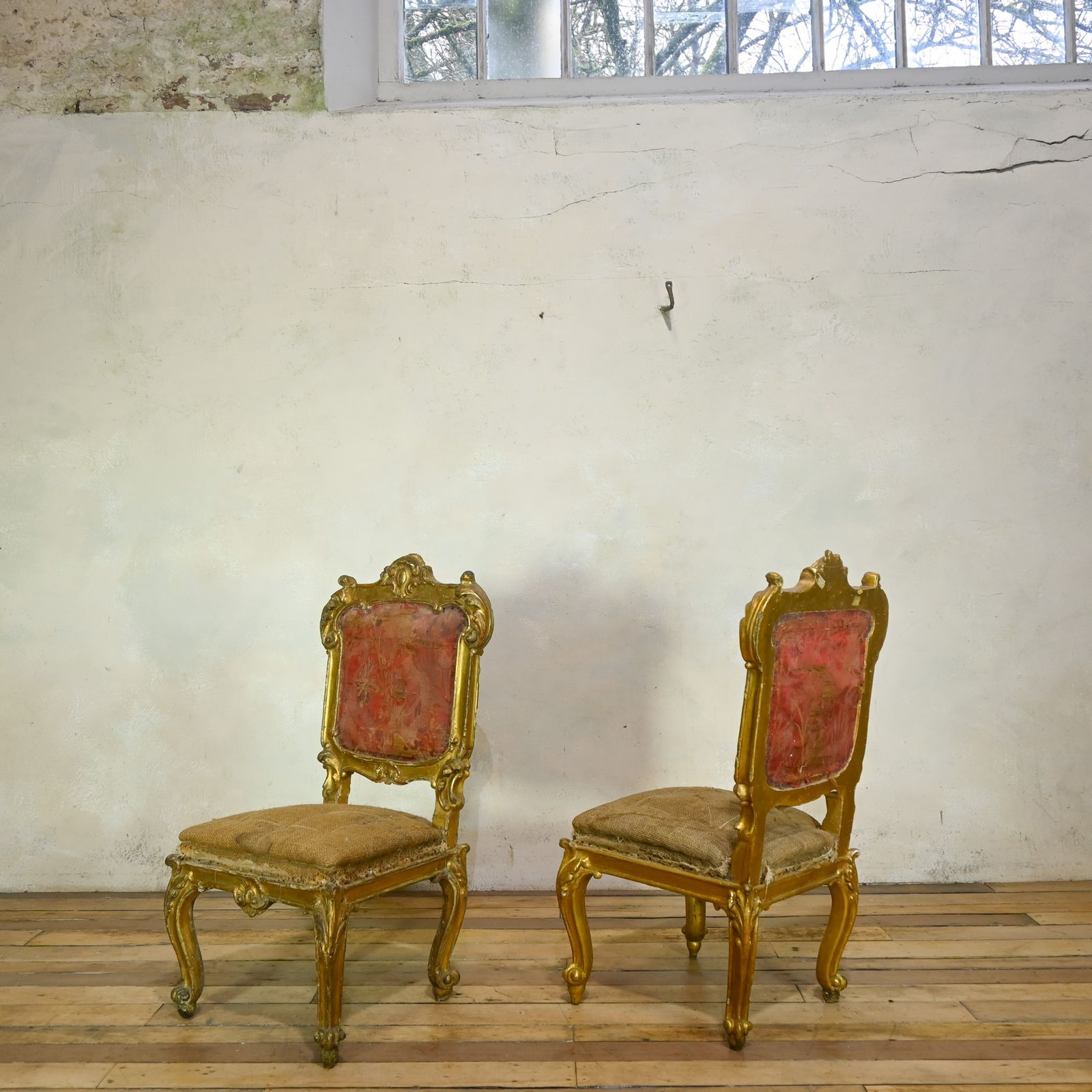 photo furniture A Pair Of 18th Century North Italian Giltwood Side Chairs