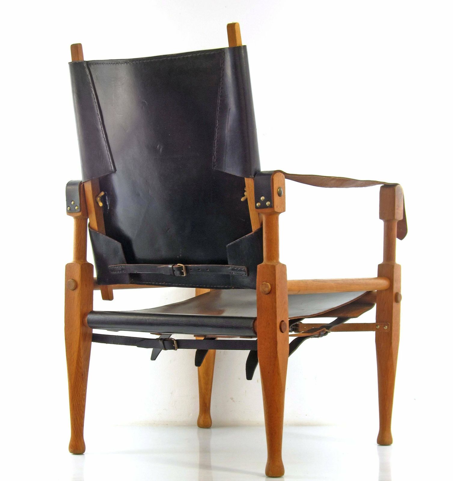 Black Leather Safari Chair By Wilhelm Kienzle For Wohnbedarf photo buy