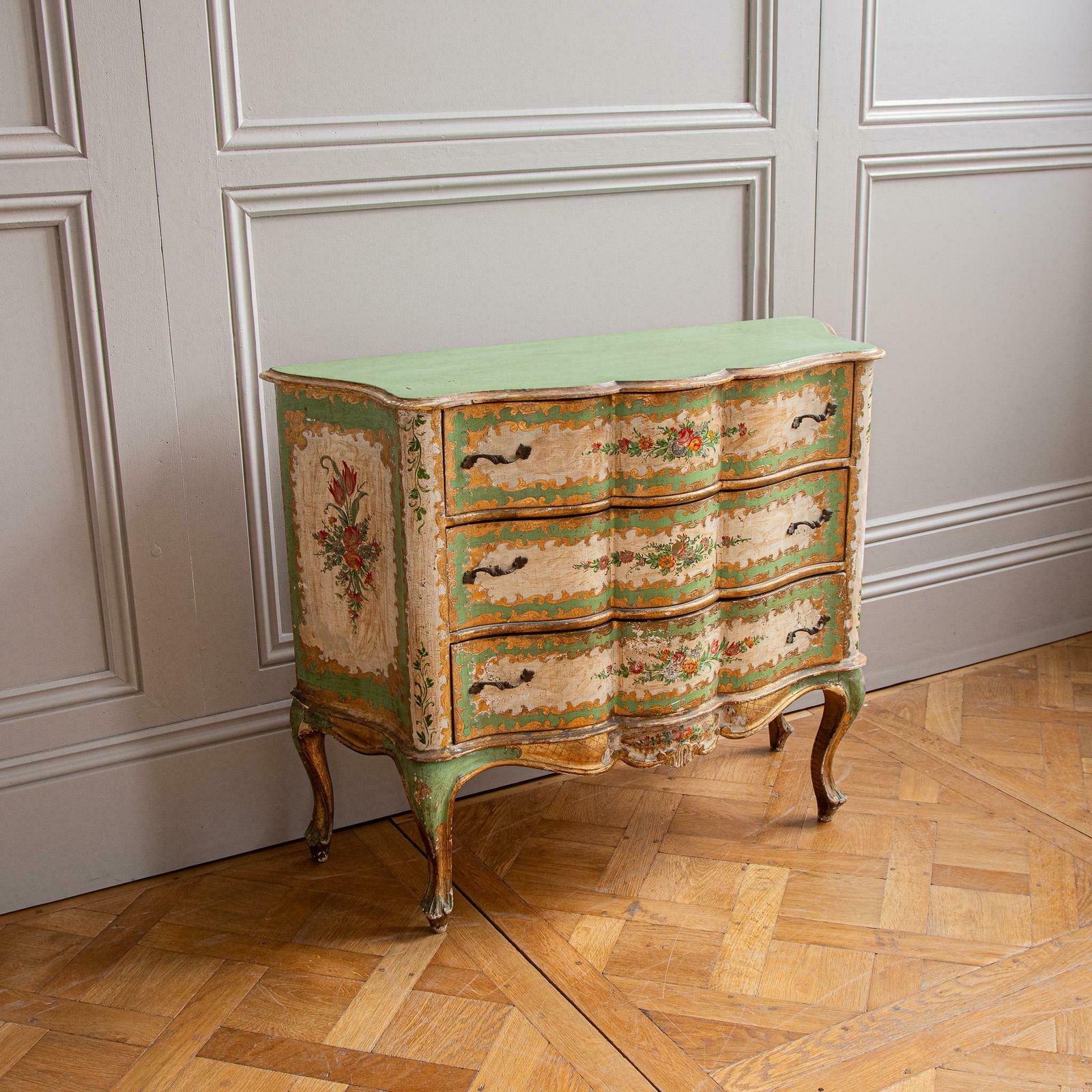 Serpentine Commode, 18th Century Style Italian Floral Painted And Gilt photo for sale