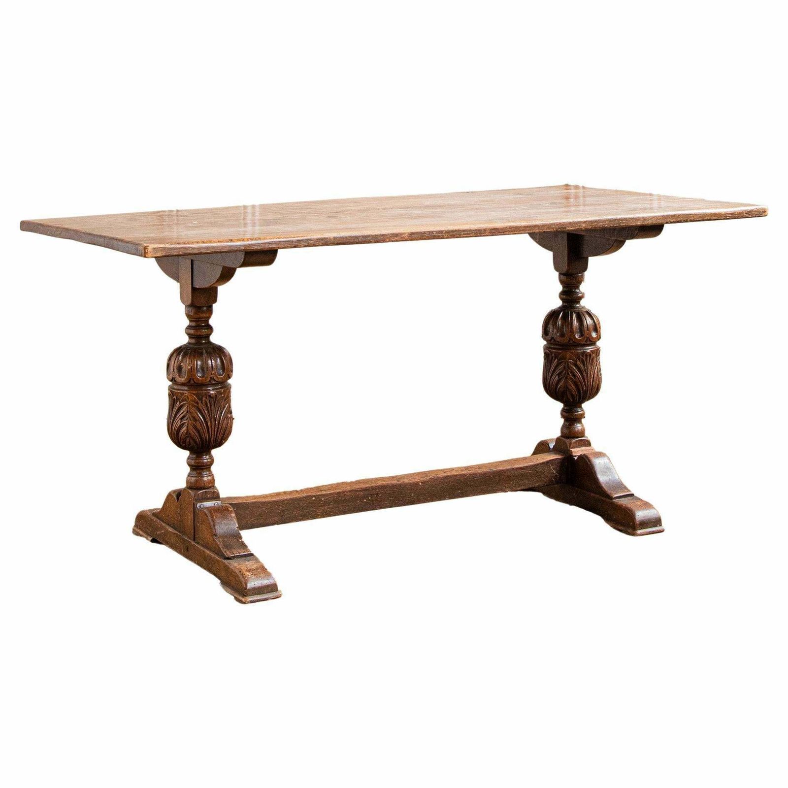 Elizabethan Style Dinning Table