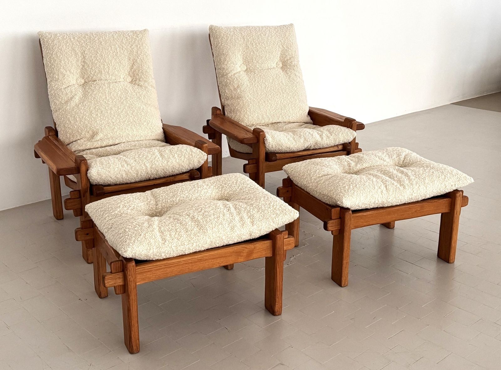 Italian Country Living Room Set In Solid Oak With New Bouclé Upholstery, 1970s, Set Of 5 Pcs. photo Furniture