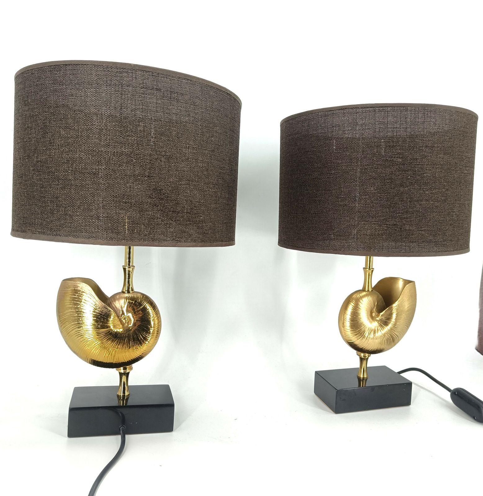 photo furniture Vintage Brass Nautilus Shell Table Lamps 1970's   France    Set Of 2