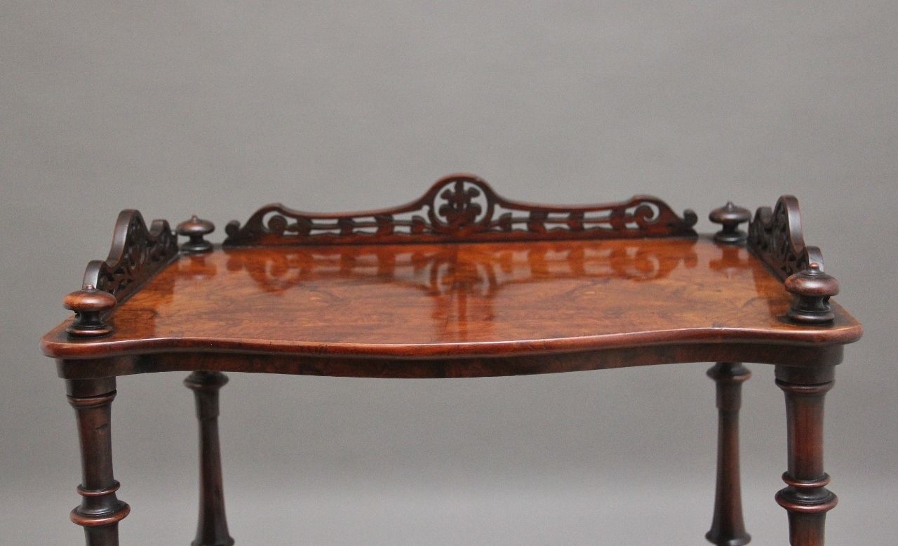 photo furniture 19th Century Burr Walnut Whatnot