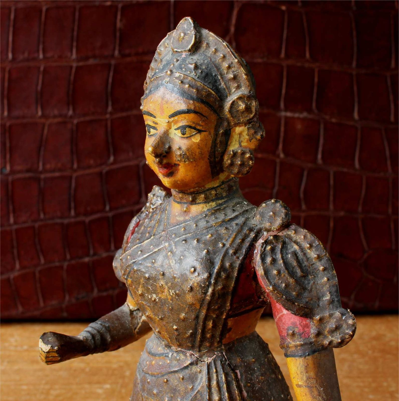495.0 Pair Indian King & Queen Figures. 19th Century India Folk Art Statues. photo