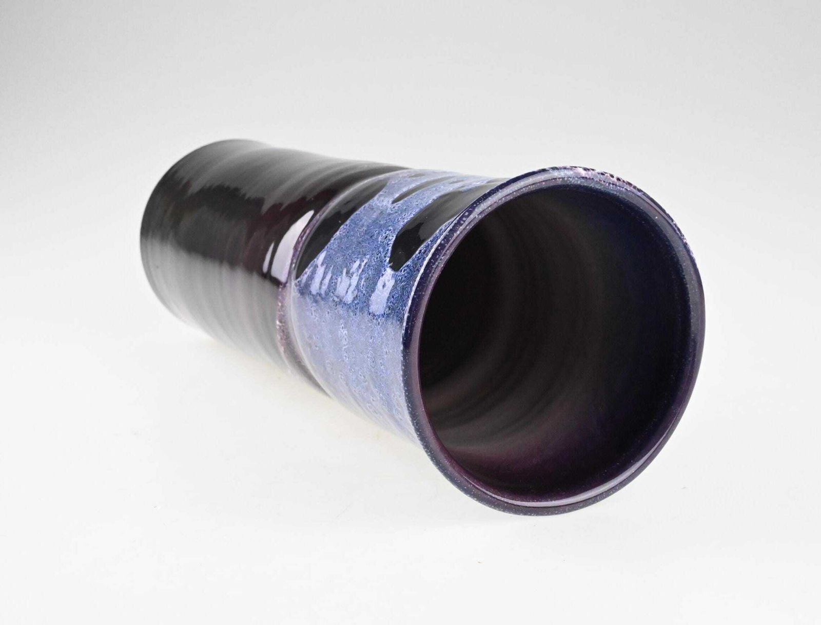 Ceramic Flower Vase, Mid Century Modernist Vase, Czech Pottery, Purple Ceramic Vase, Ceramic Vase, Pottery Vase, Mid Century, Vintage Vase photo buy