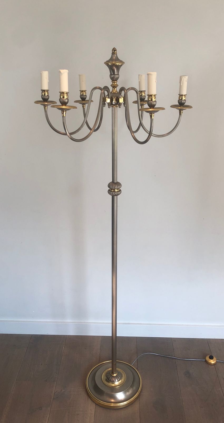 1850.0 Silver Metal Floor Floor Lamp And 6 Arch Of Light Floor Lamp For Flooring Made Of Silver Plated Metal And Brass With 6 Arm Free Of Light. French Work. photo