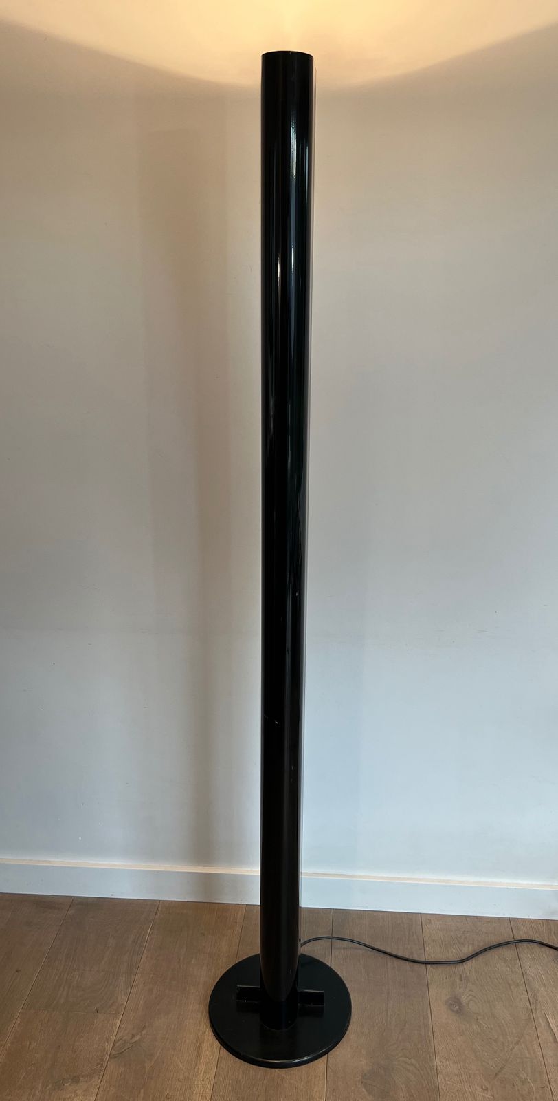 Halogen Floor Lamp Model Megaron In Black Lacquered Metal By Gianfranco Frattini photo for sale