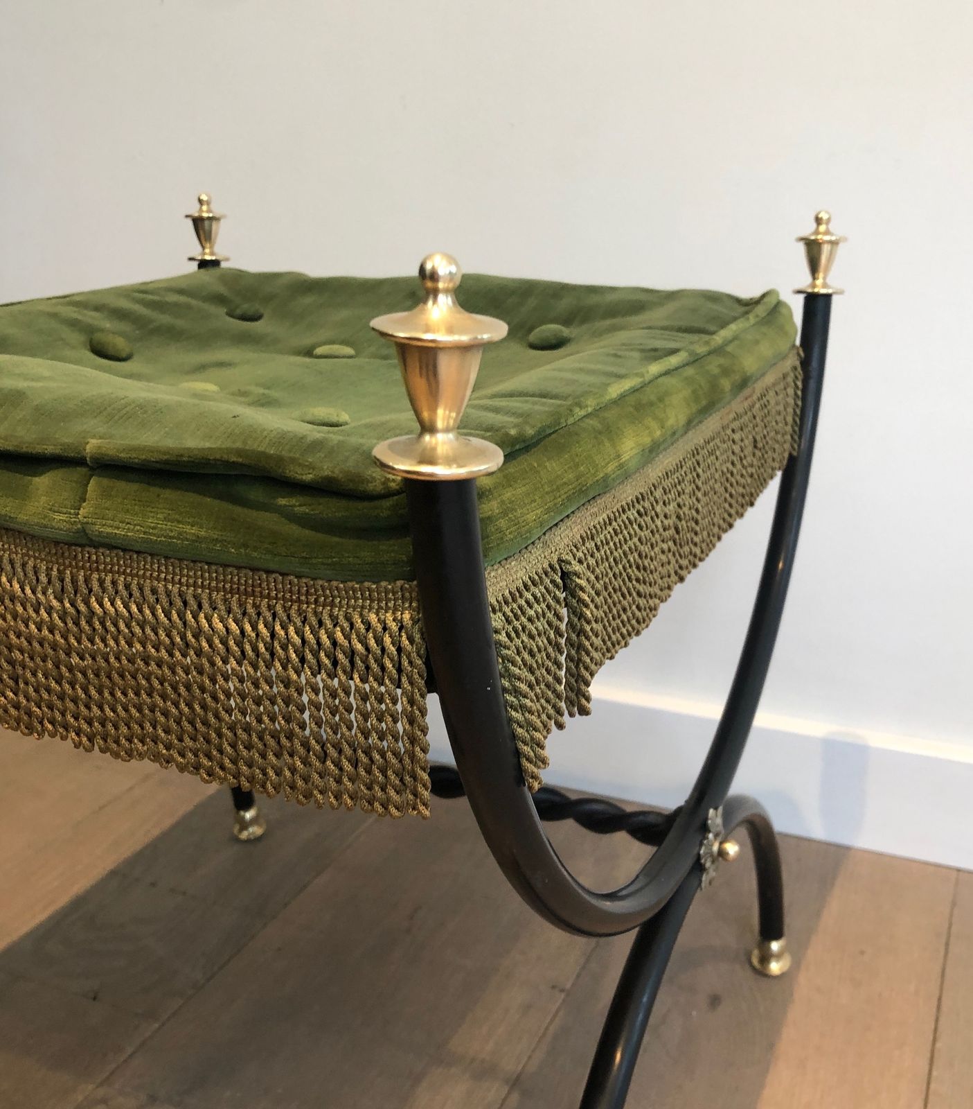 photo vintage Neoclassical Style Stool In Black Lacquered Metal, Brass And Velvet