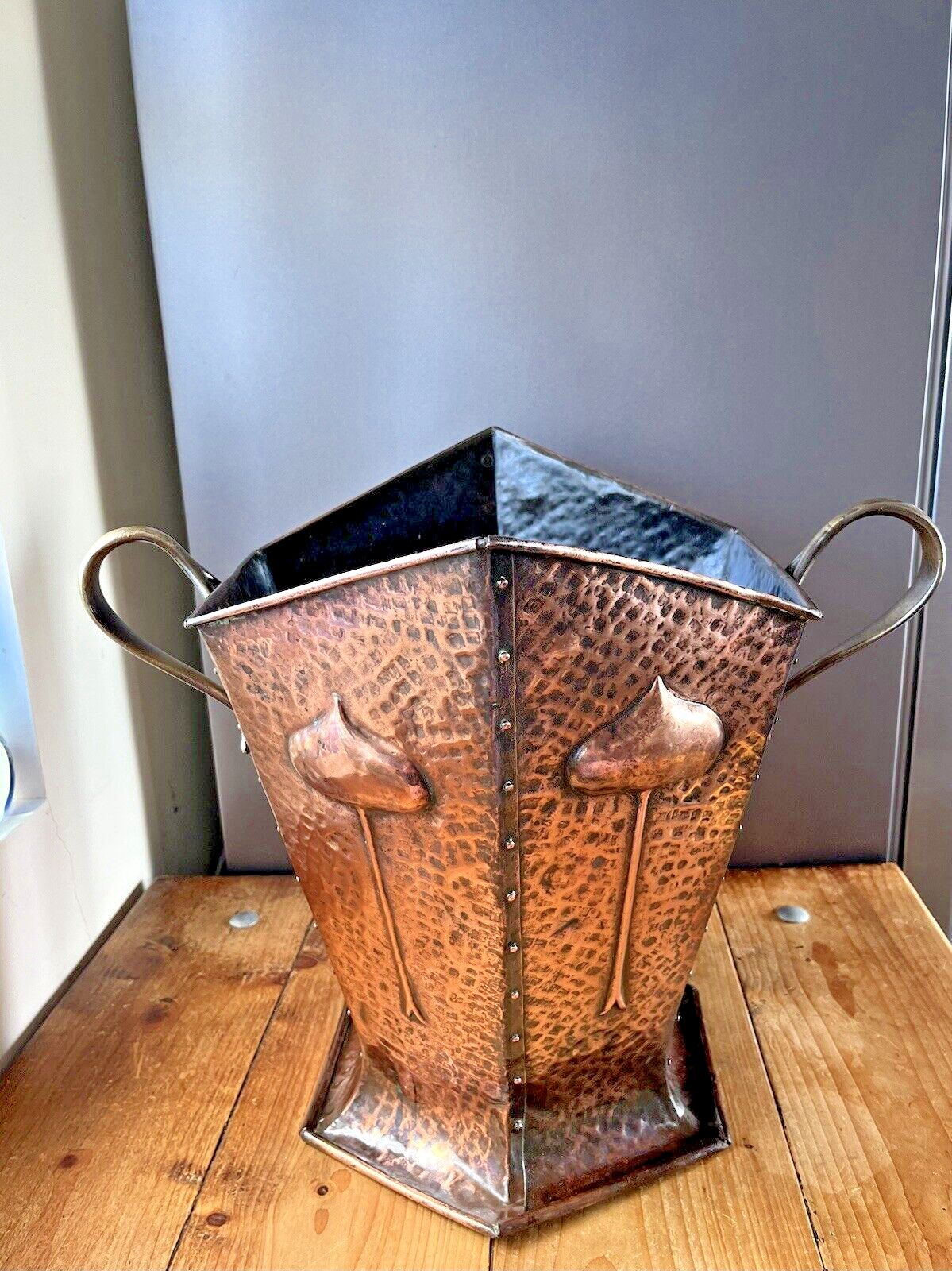 Antique Art Nouveau Beaten Copper Brass Riveted Coal Box Scuttle Log Bucket Bin photo vinterior