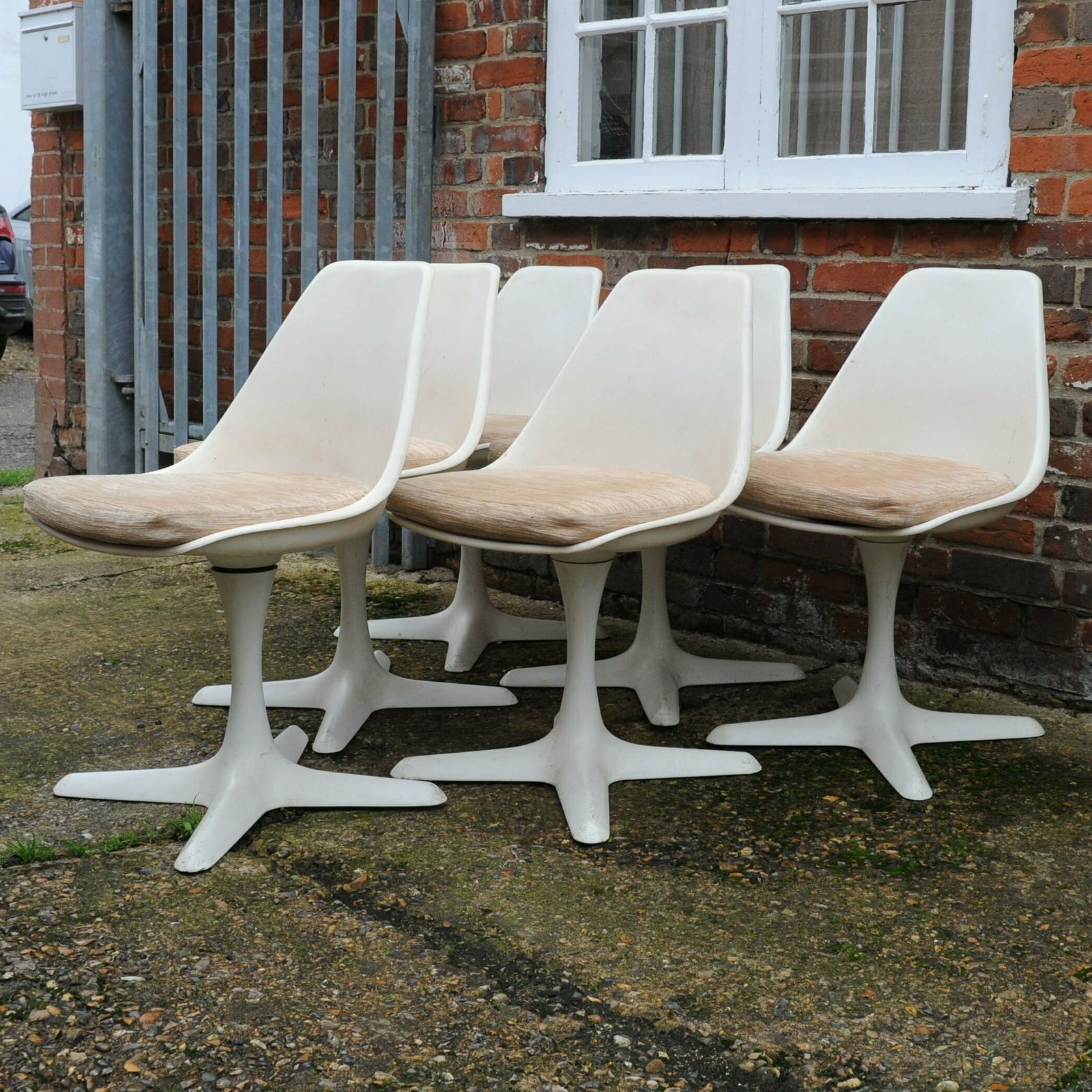 103 Aluminium Tulip Chairs By Maurice Burke For Arkana, 1960s, Set Of 6 photo furniture
