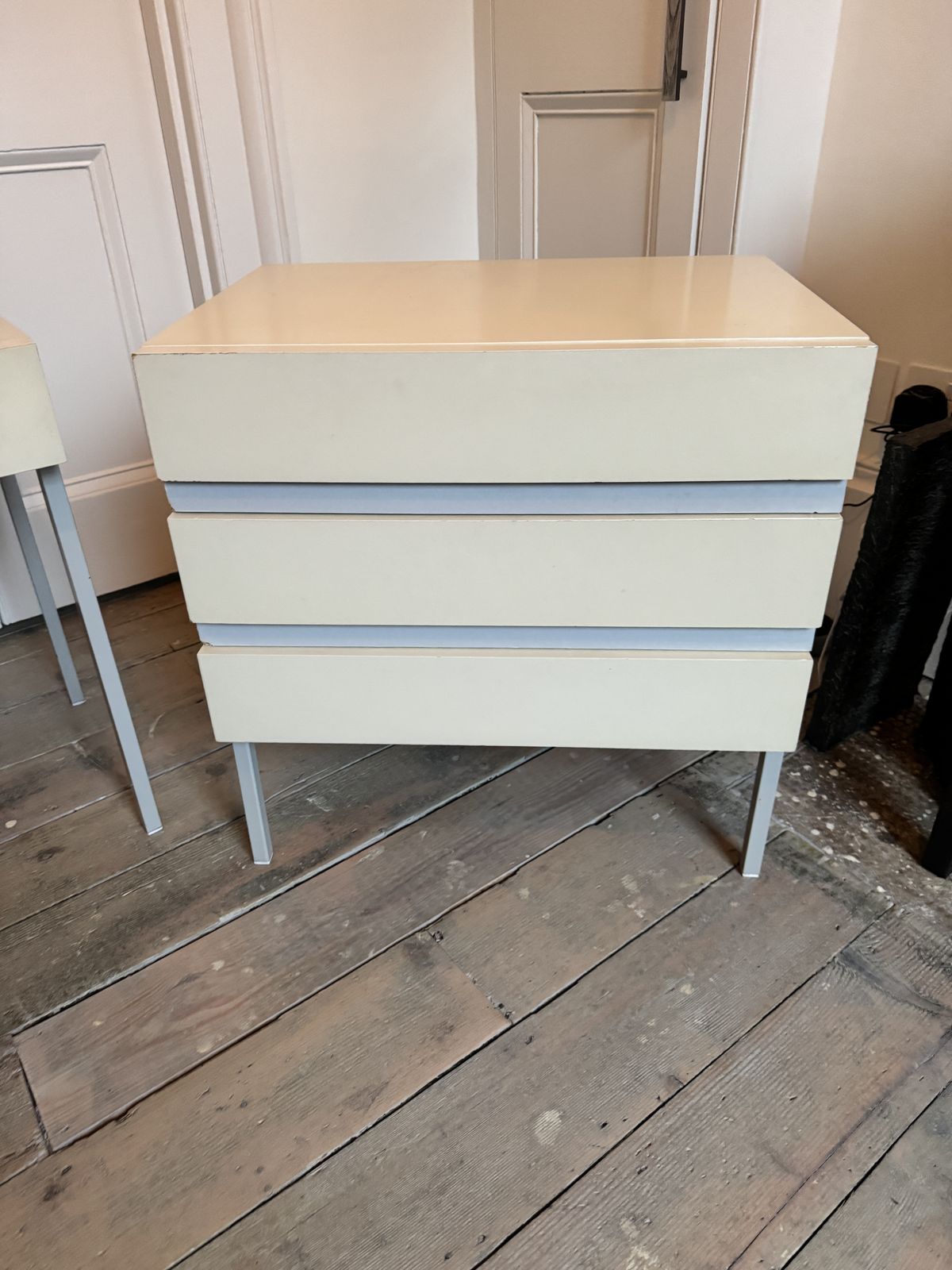 Mid Century Modern 'Opus 22' Chest Of Drawers photo vinterior