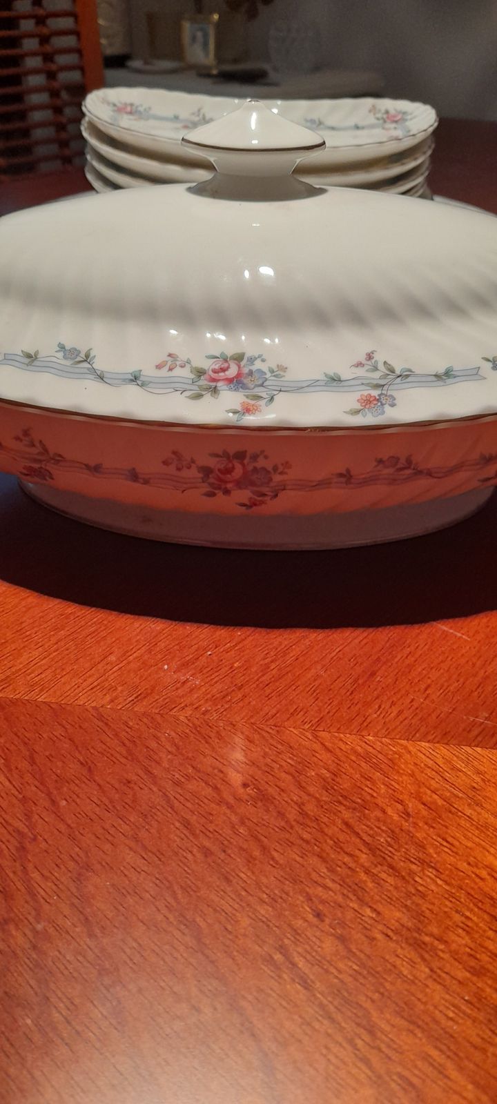 Stunning Minton Chartwell Additional Dinner Service Items. Large Chop/Serving Platter. Covered Vegetable Tureen. 6 Crescent Salad Plates Sandwich/Cake photo vintage