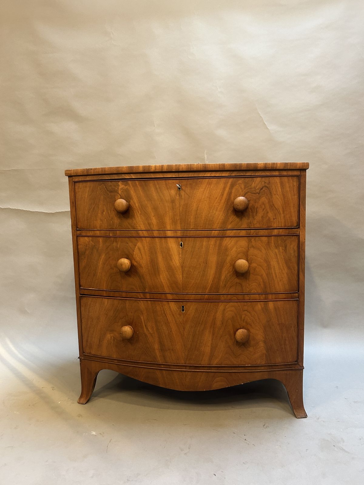 890.0 George III Bow Front Chest Of Drawers photo