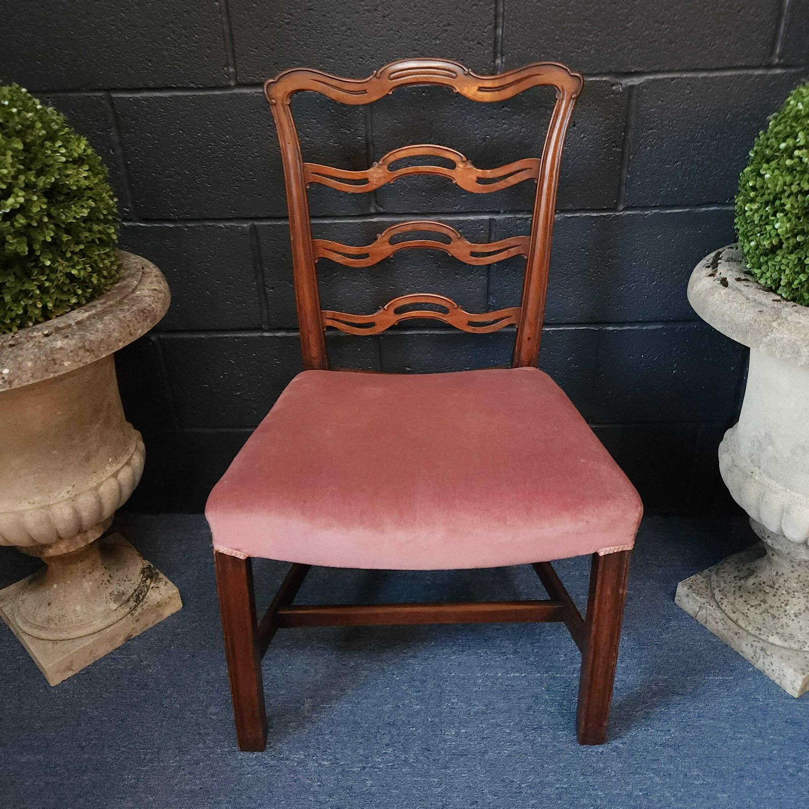 Set Of Six George III 'Wavy' Ladderback Mahogany Dining Chairs photo vinterior