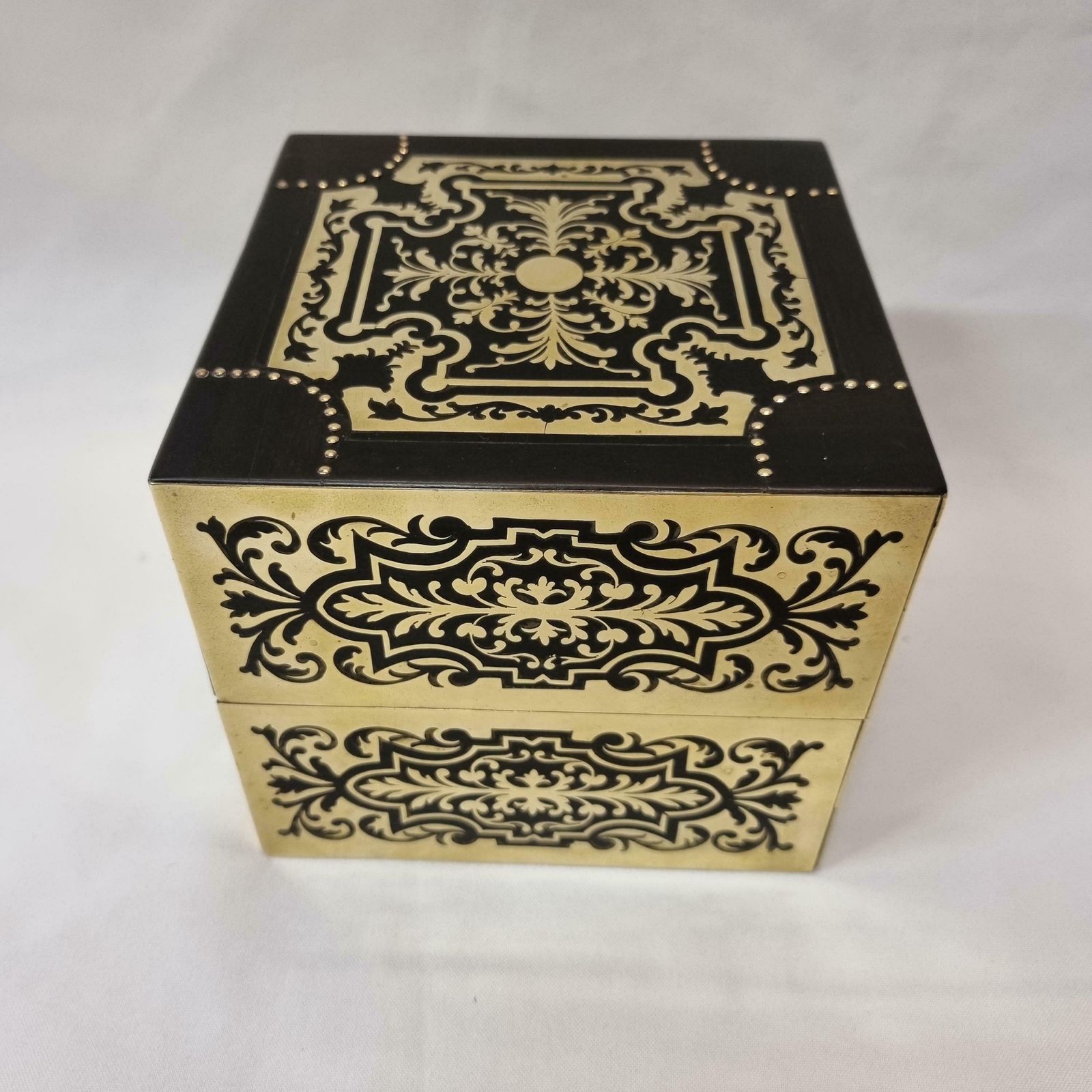 Antique Perfume Casket   An Exceptional 19th Century Ebony And Inlaid Brass Perfume Box With Four Original Bottles In Outstanding Condition. photo furniture