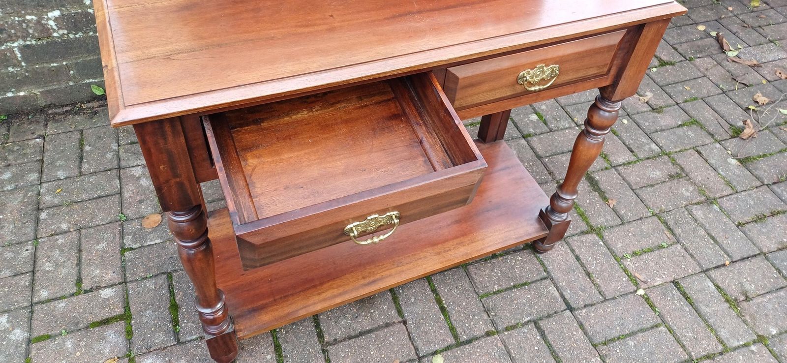 photo furniture Vintage Victorian Style Solid Teak Hall Stand Entryway Stand Side Table Brass Features
