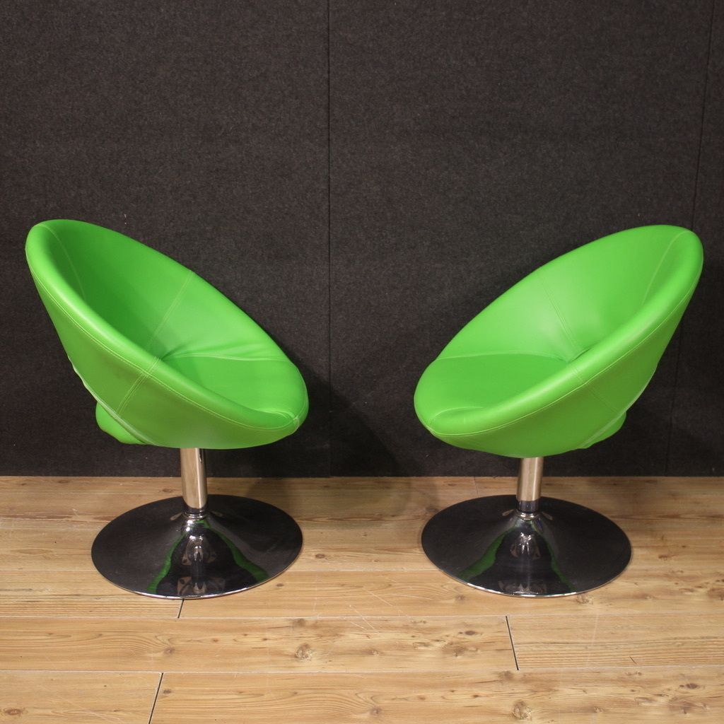 photo furniture Pair Of Modern 80's Armchairs, 1980s