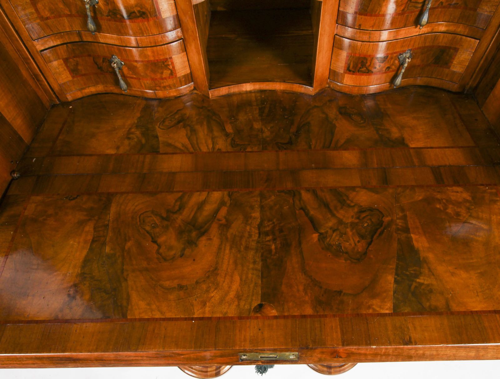 photo vintage Antique Italian Venetian Burr Walnut Bureau Bookcase  19th Century