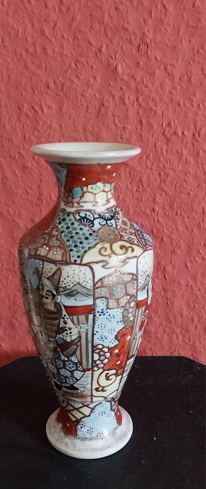 Antique Vintage Japanese Satsuma Vase Hand Painted Gilded 19 Cm photo furniture