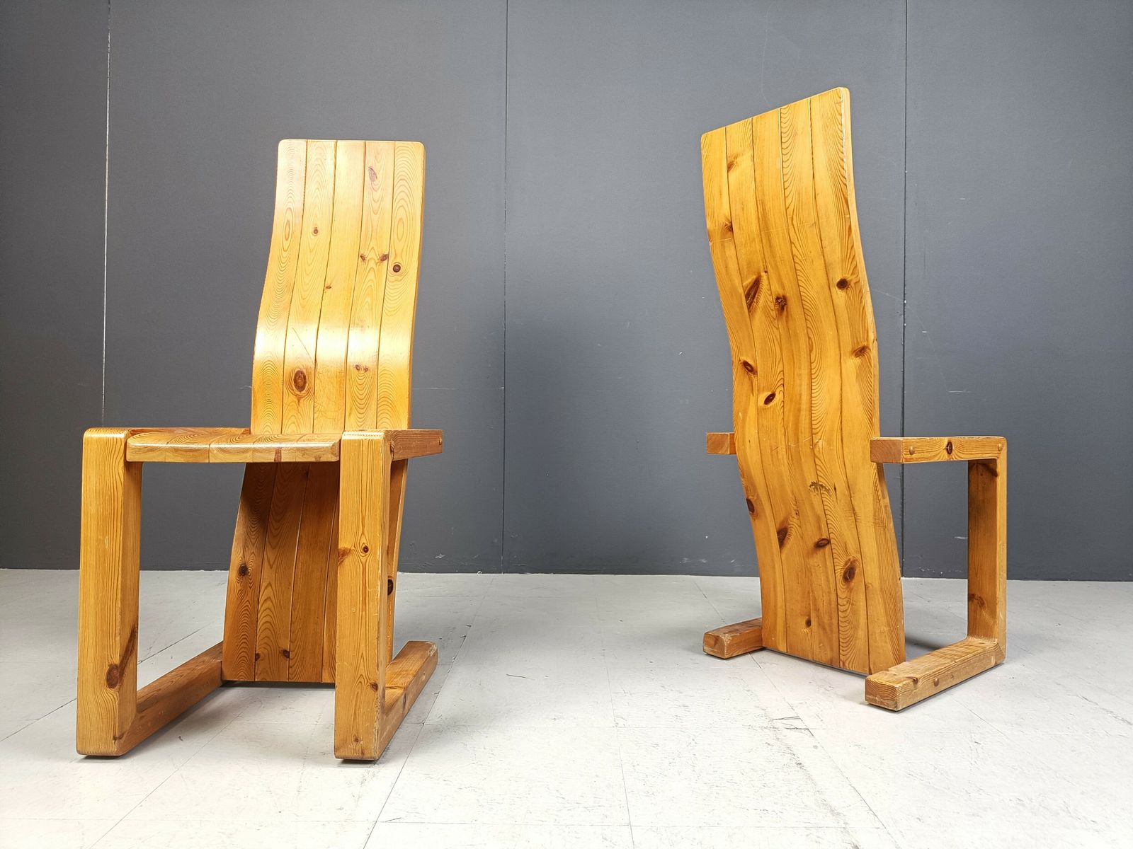 photo furniture Vintage Finnish Pine Wood Dining Chairs, 1970s