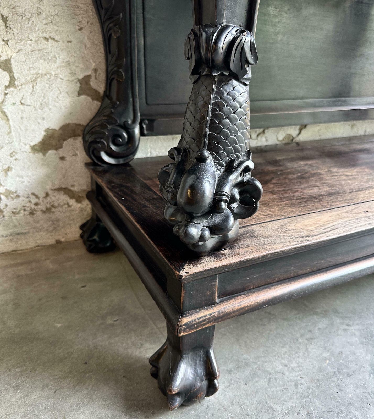 Antiek 19e Eeuws Qing Dynastie Handgesneden Console, Ca. 1860, China. photo Meubels