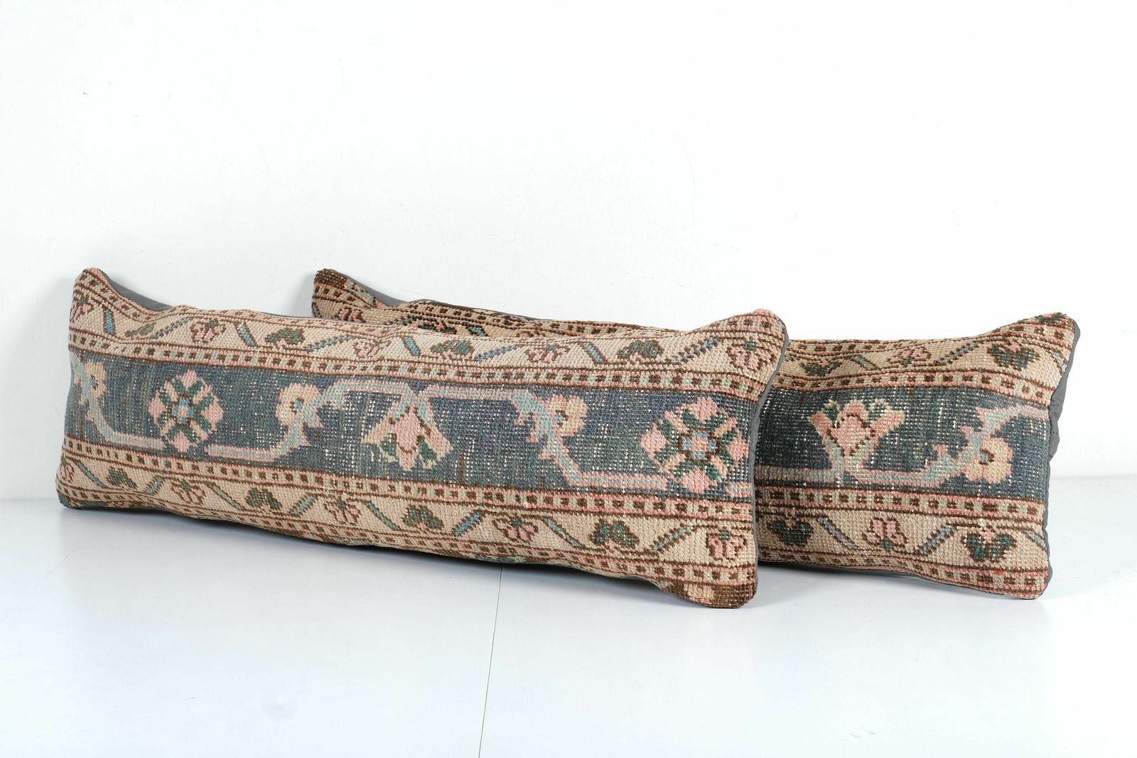 Set Anatolian Lumbar Rug Pillow, Ethnic Pillow Cover, Ethnic Vintage Handmade Lumbar Cover, Carpet Soft Wool Pillow photo Textiles