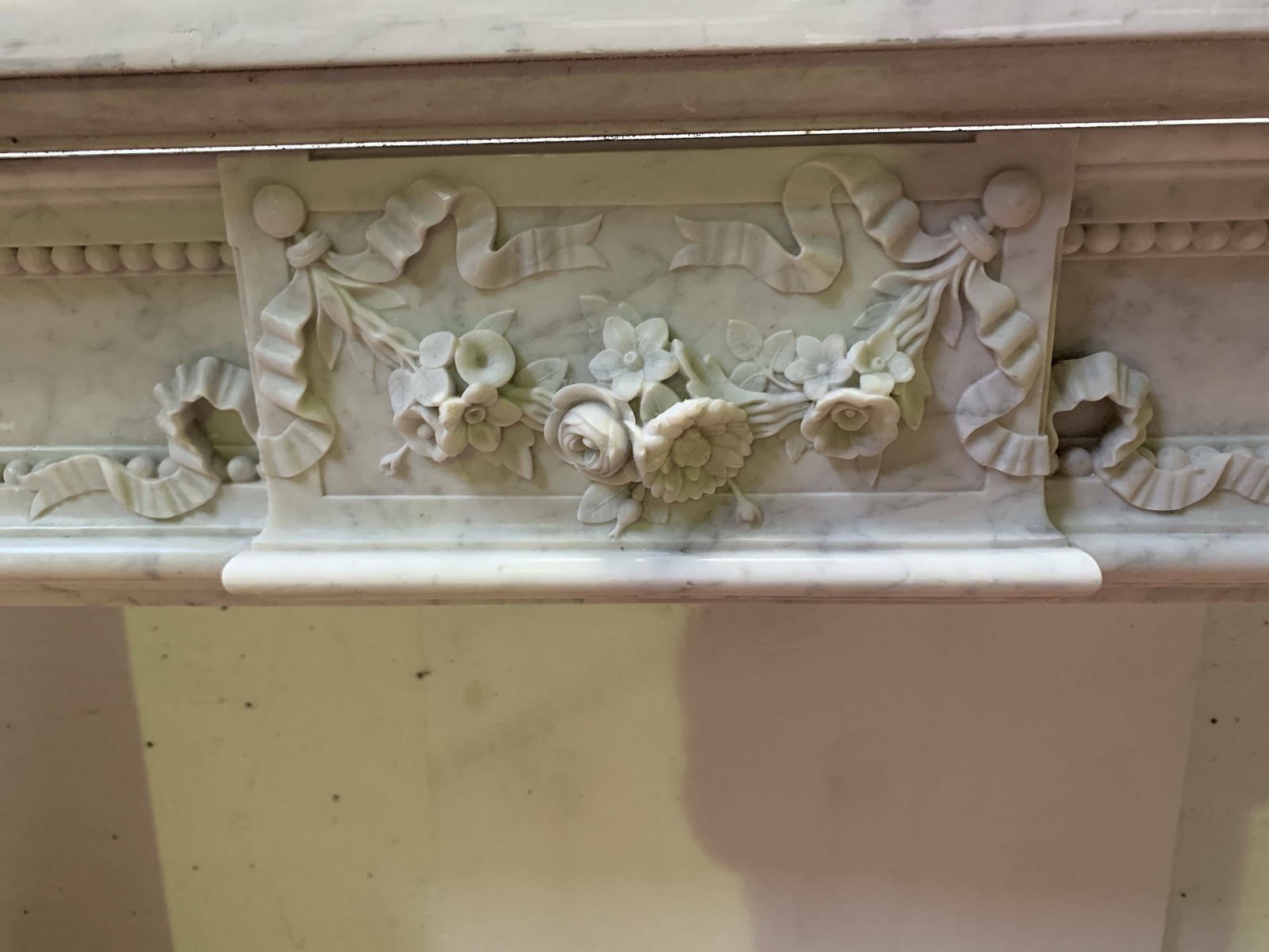 photo vintage Louis XVI Style Fireplace In White Carrara Marble, 19th Century