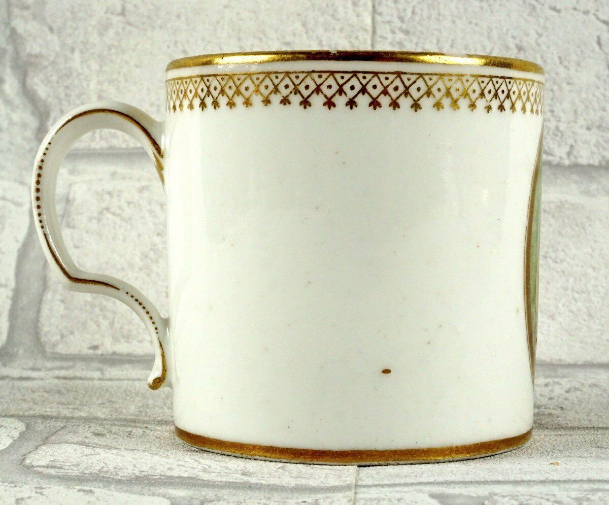 Rare Litron Cup And Saucer In Lille Porcelain   Au Dauphin Factory   18th Century photo 546.0
