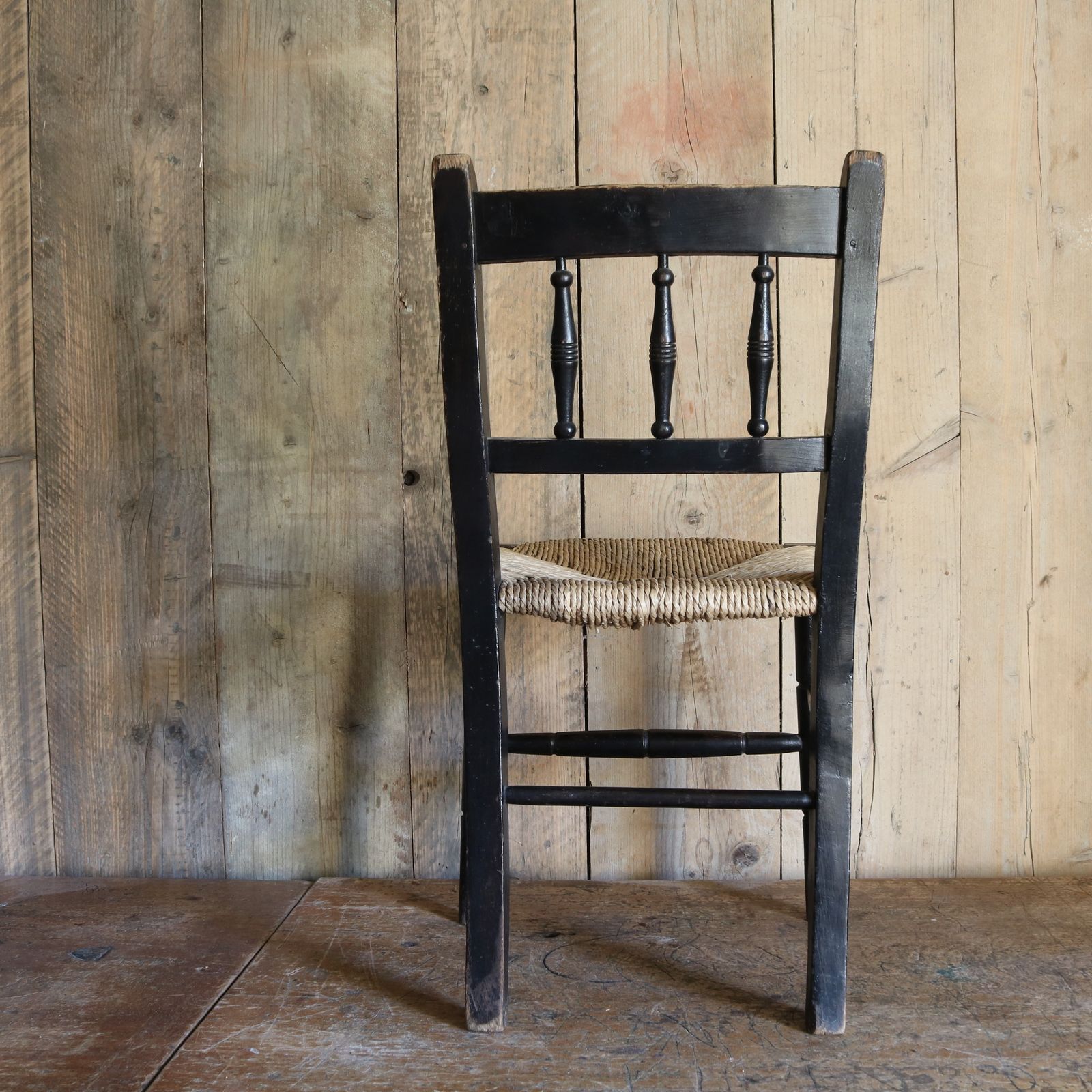 Antique Child’s Spindle Back Chair With Rush Seat   Late 1800s To Early 1900s photo 120.0
