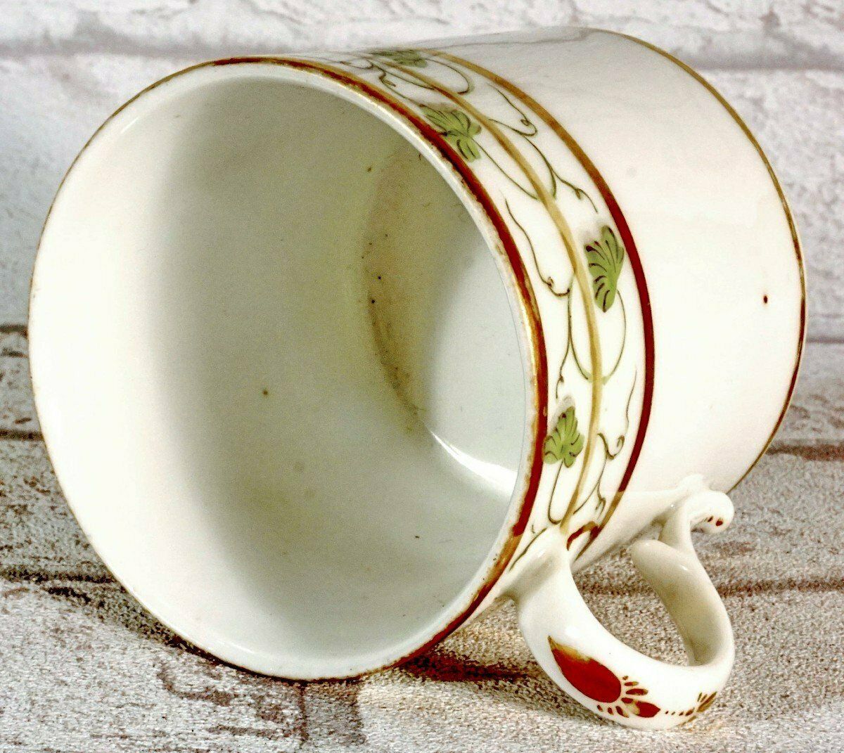Cup And Saucer With Rebus Decor In Paris Porcelain   18th Century photo 371.0