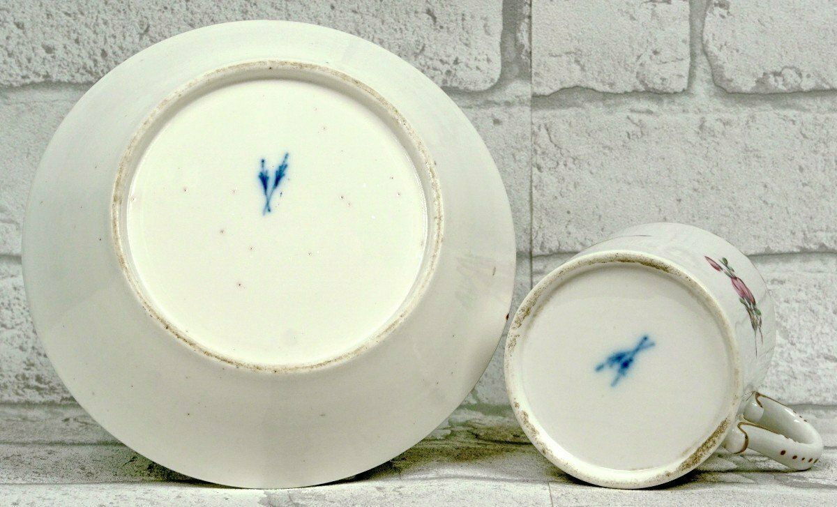 Porcelain Cup And Saucer From Locre   18th Century photo buy