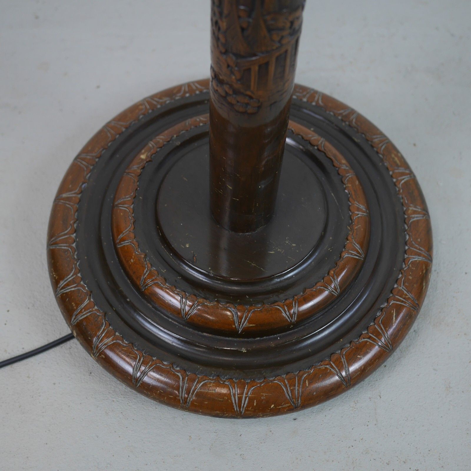 290.0 Antique Early 20th Century Chinoiserie Carved Wood Standard Lamp #102681 photo