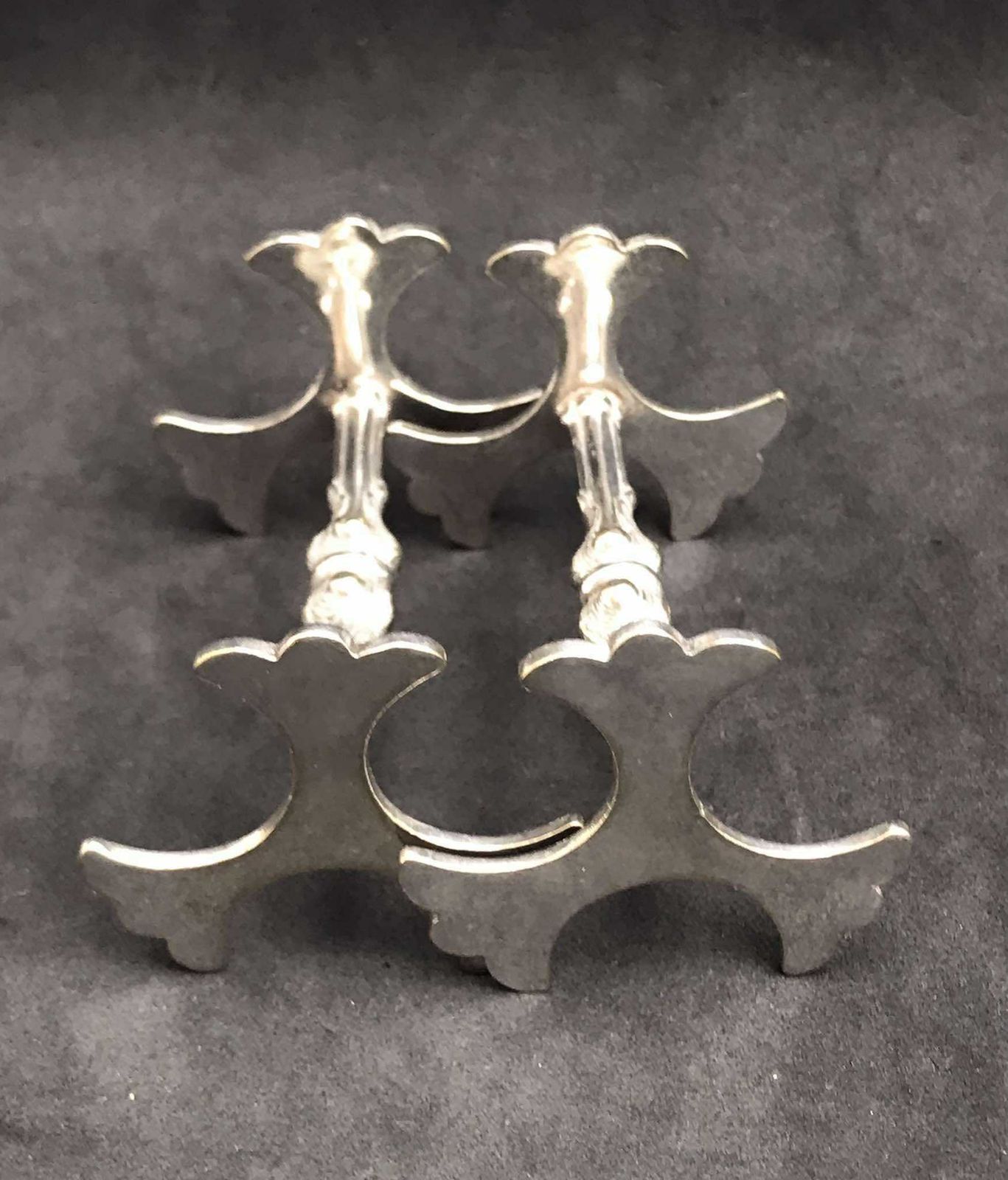 photo furniture Knife Rests Large For Table Cutlery Holders Antique English Silver Plated Metal Dinner Table Holiday Elegant Set Of 2 Gift For Couple