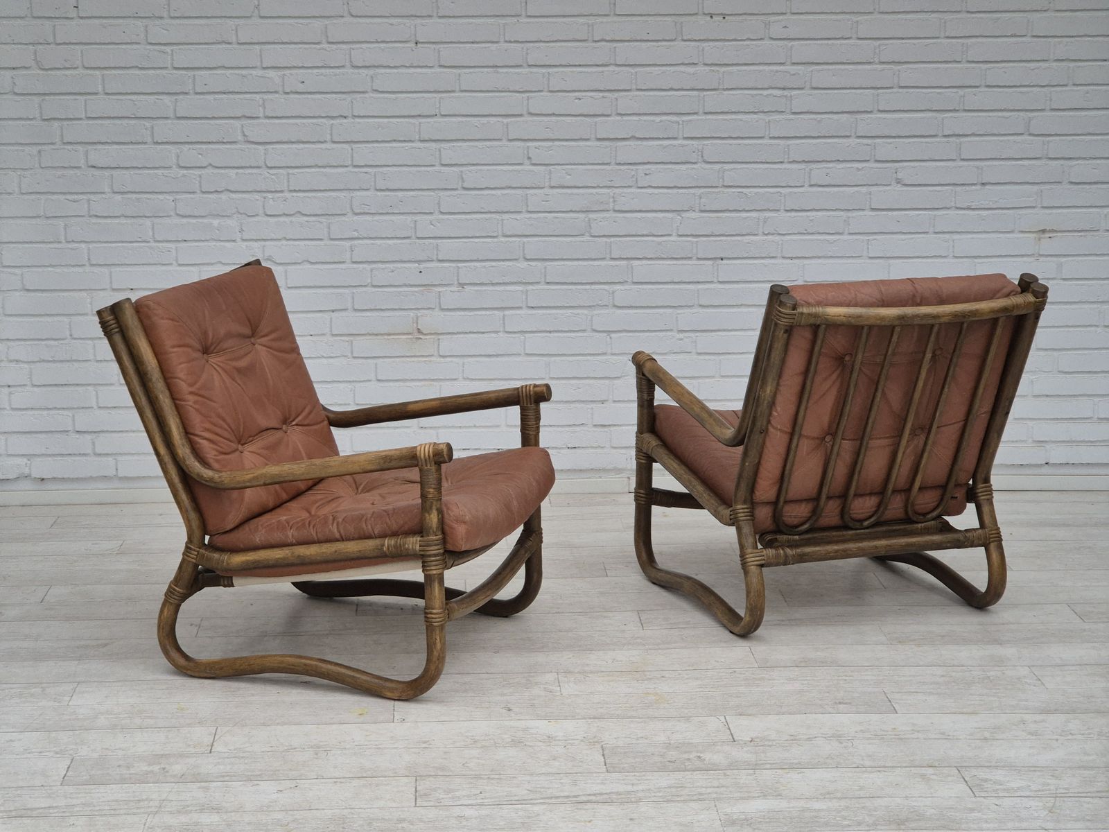 1970s, Scandinavian Armchair, Original Very Good Condition, Bamboo, Leather. photo vinterior