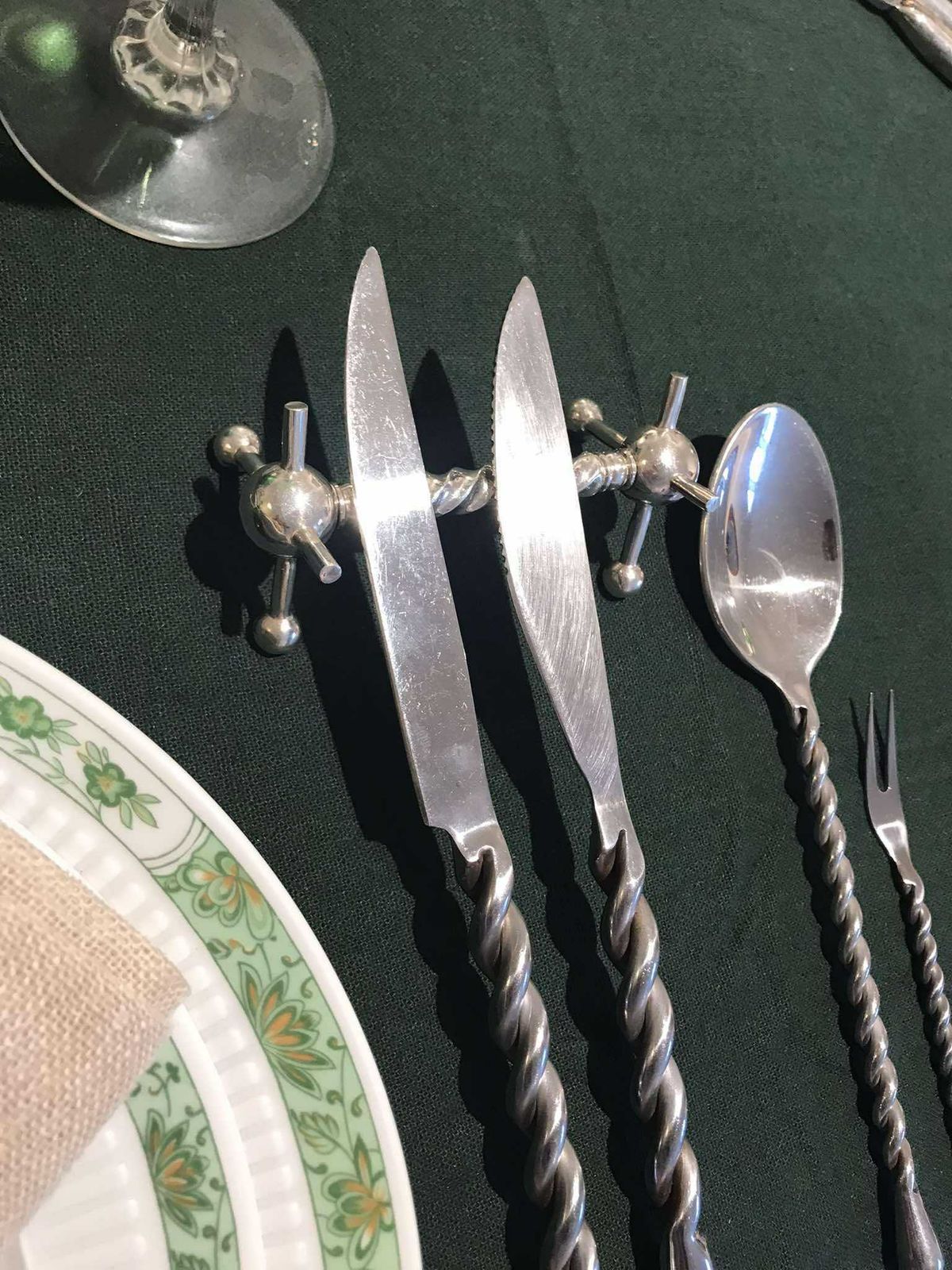 Knife Rests For Table Cutlery Holders Antique English Silver Plated Metal Dinner Table Holiday Elegant Set Of 2 Gift For Couple photo vinterior