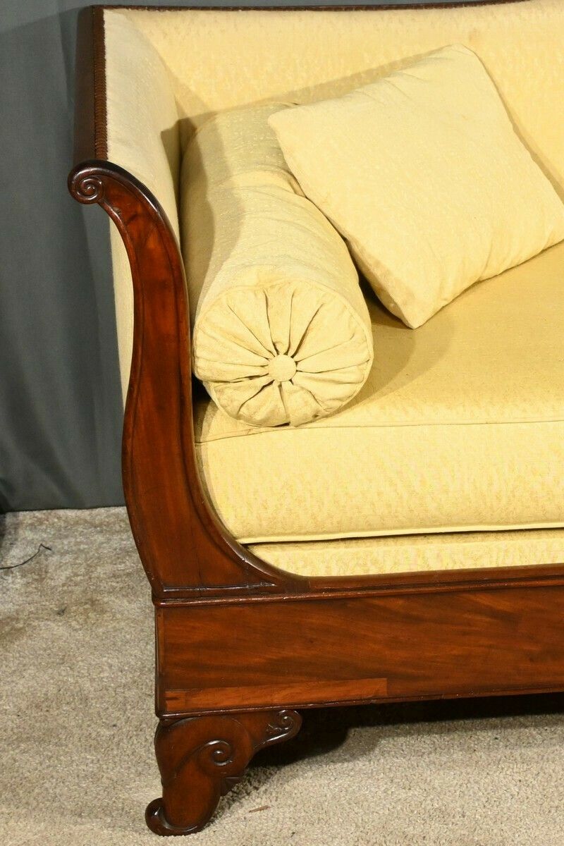 Mahogany Backrest Daybed, Restoration Period – Part 1 Of The 19th Century photo vinterior