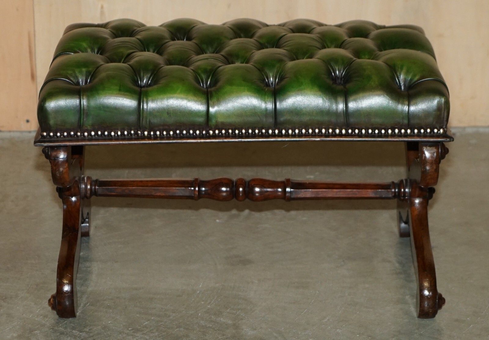 Antique William IV 1830 Green Leather Rosewood Chesterfield Stool Piano Bench photo for sale