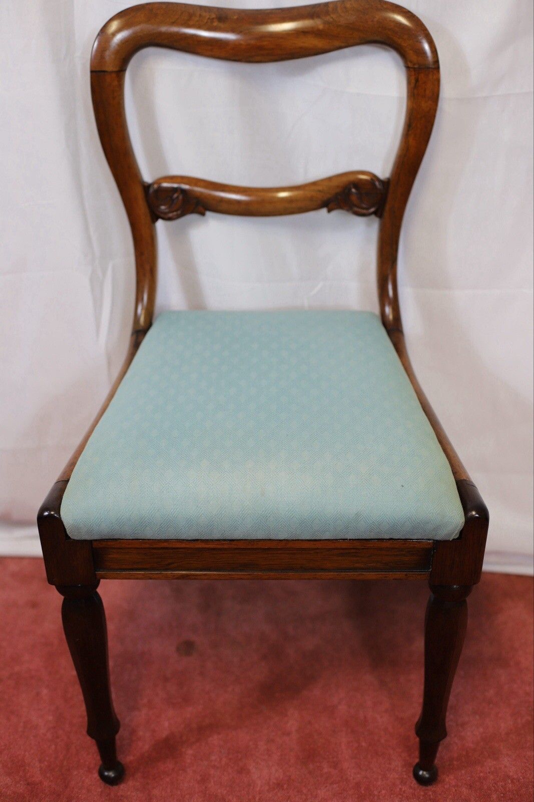 1795.0 Lovely Set Of Eight Victorian Balloon Back Rosewood Dining Chairs photo