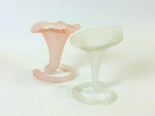 Vintage Frosted & Pink Hand Made Glass Lilly Vases From Stiver, 1970s, Set Of 2 photo vinterior