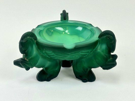 Art Deco Malachite Glass Pegasus Ashtray By Arthur Pleva For Curt Schlevogt, 1930s photo vinterior