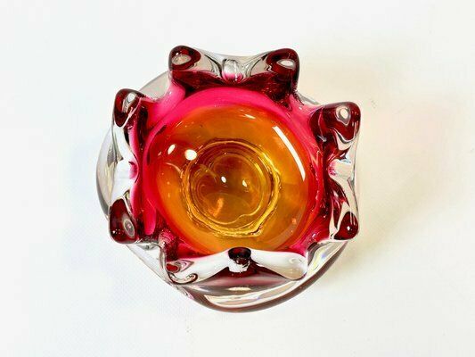 Art Glass Ashtray Attributed To Josef Hospodka For Chribska Sklarna, 1960s photo vinterior