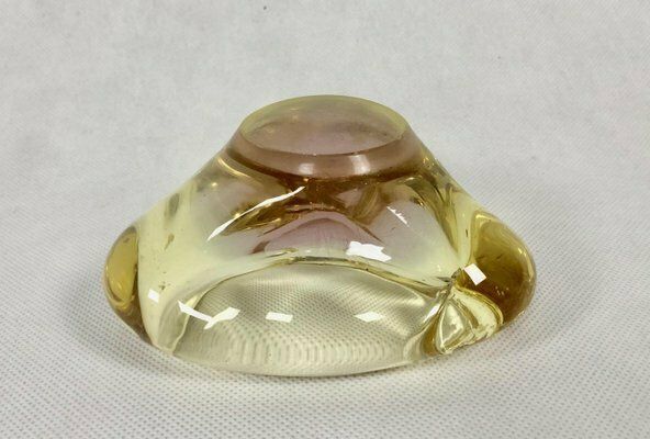 Art Glass Ashtray By Miloslav Klinger For železný Brod, 1960s photo vinterior
