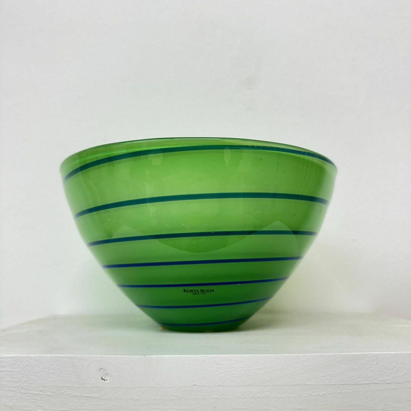 Anna Ehrner Voor Kosta Boda Epoque Green Stripe Schaal